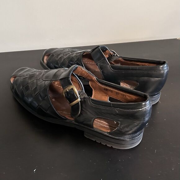 Allen Edmonds Mens 9.5 Quilted Black Leather Tivoli Vibram Sandals Shoe Buckle - Picture 7 of 9